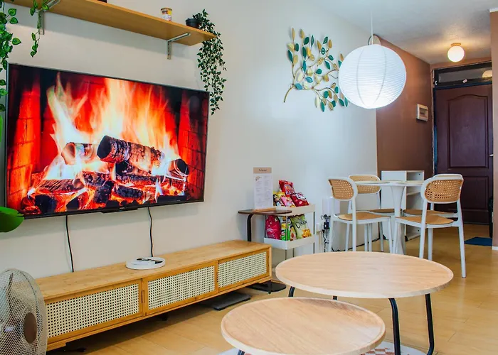 Cozy Oasis Free Pool, Netflix, Playground Apartment *